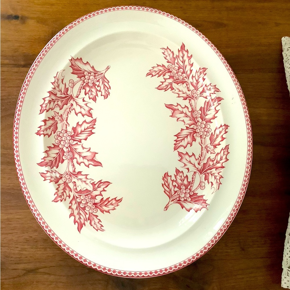 Boughs of Holly 16” Wedgwood platter